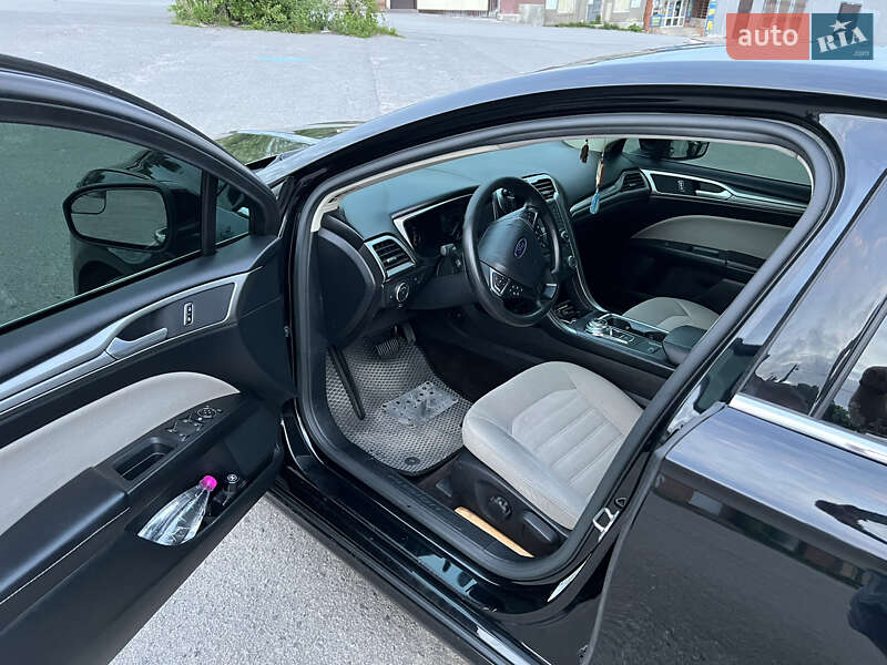 Седан Ford Fusion 2016 в Жмеринке