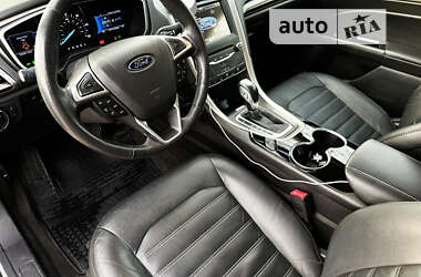 Седан Ford Fusion 2014 в Харькове