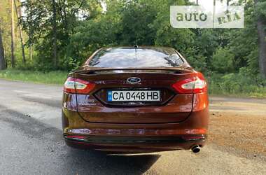 Седан Ford Fusion 2015 в Смеле