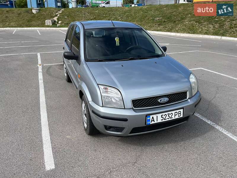 Хэтчбек Ford Fusion 2005 в Виннице