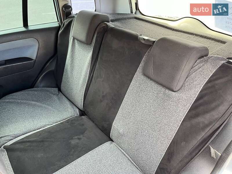 Хэтчбек Ford Fusion 2005 в Виннице