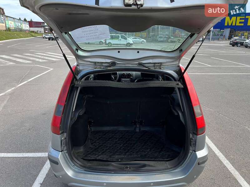 Хэтчбек Ford Fusion 2005 в Виннице