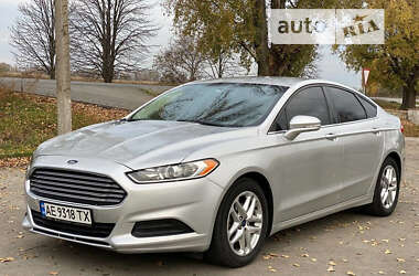 Седан Ford Fusion 2014 в Львові