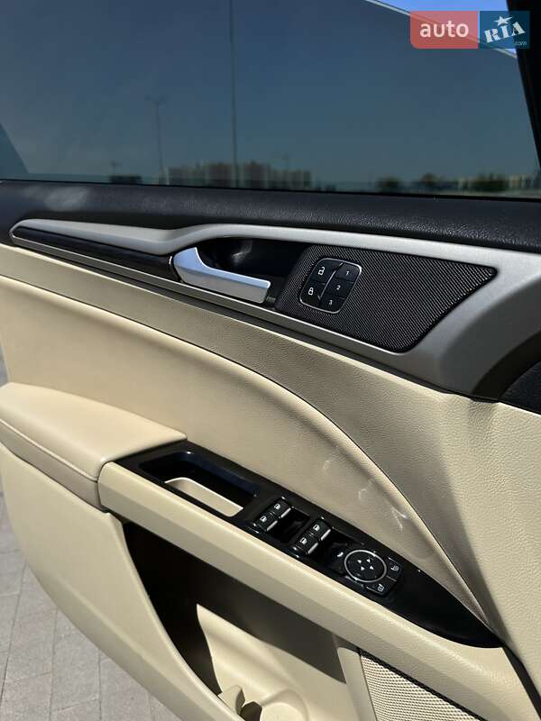 Седан Ford Fusion 2014 в Одессе