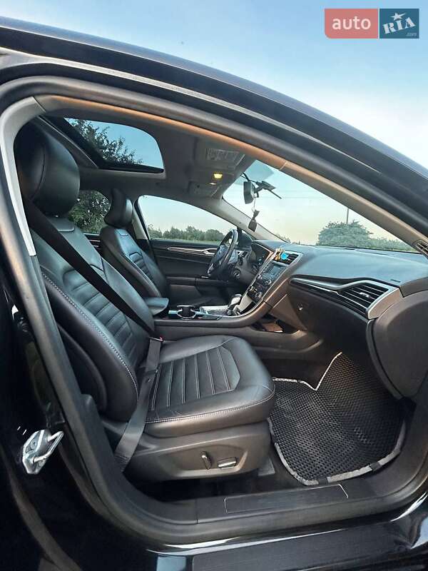 Седан Ford Fusion 2014 в Городке