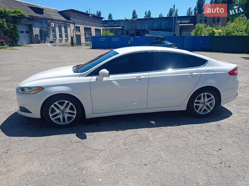 Седан Ford Fusion 2014 в Сумах фото 2 Седан Ford Fusion 2014 в Сумах