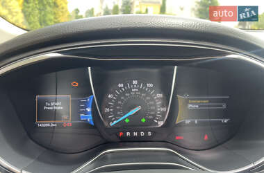 Седан Ford Fusion 2017 в 