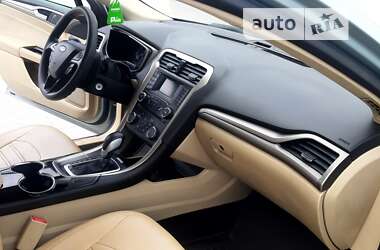 Седан Ford Fusion 2014 в Черкассах