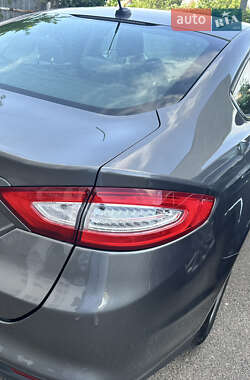 Седан Ford Fusion 2013 в Черкассах