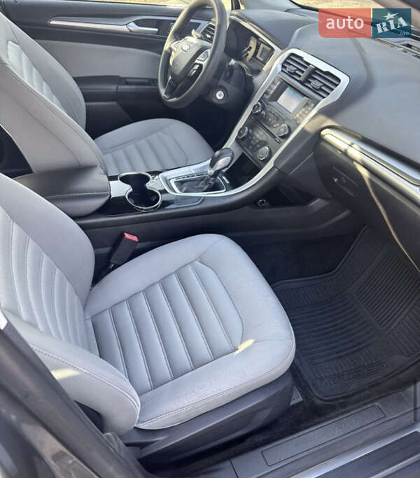 Седан Ford Fusion 2013 в Черкассах