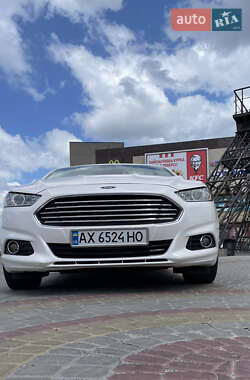 Седан Ford Fusion 2014 в Харкові