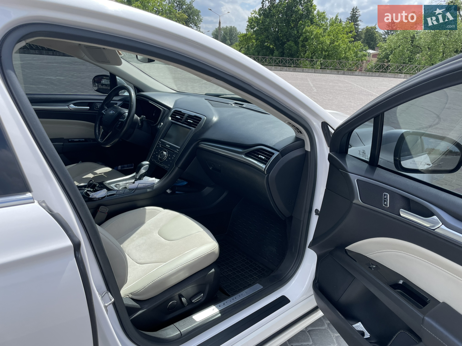 2014 Ford Fusion - мініатюра 18