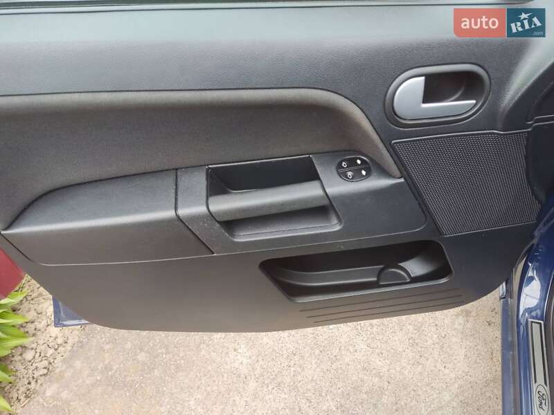 Хетчбек Ford Fusion 2011 в Хмільнику