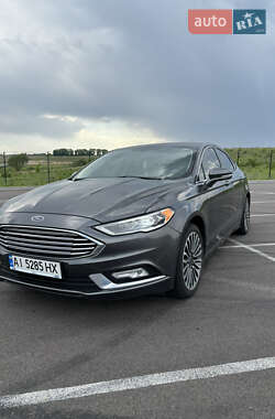 Седан Ford Fusion 2016 в 