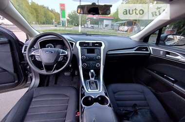 Седан Ford Fusion 2014 в Ніжині