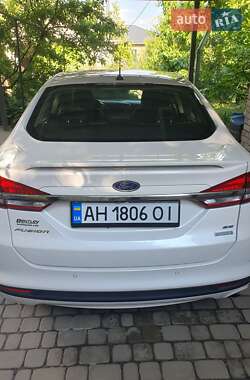 Седан Ford Fusion 2017 в Славянске