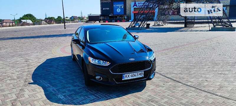 Седан Ford Fusion 2016 в Харкові