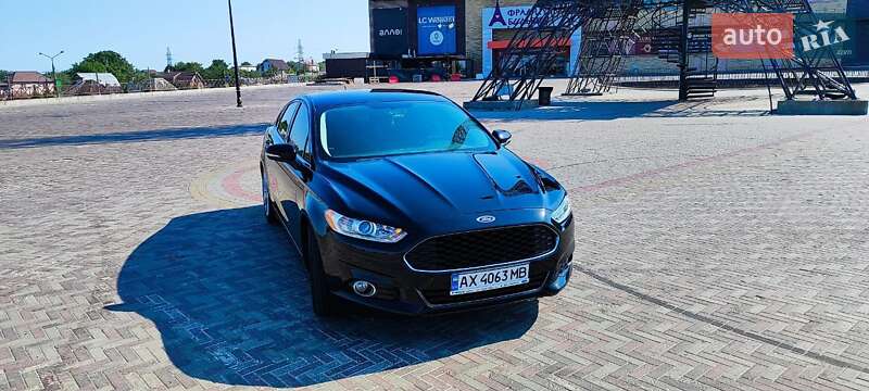Ford Fusion 2016