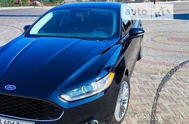 Седан Ford Fusion 2016 в Харкові