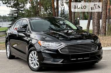 Седан Ford Fusion 2020 в Киеве