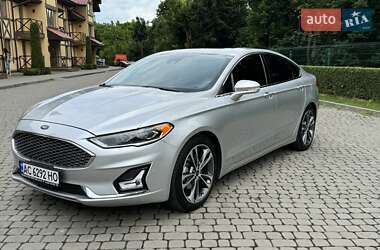 Седан Ford Fusion 2019 в Луцке