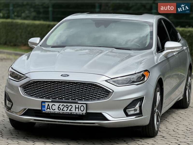 Седан Ford Fusion 2019 в Луцке