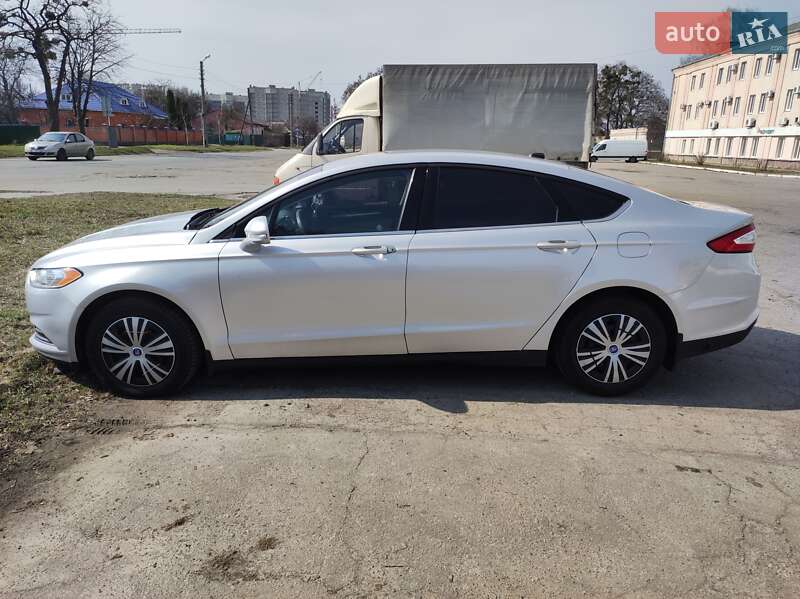 Седан Ford Fusion 2015 в Полтаве