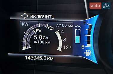 Седан Ford Fusion 2015 в 