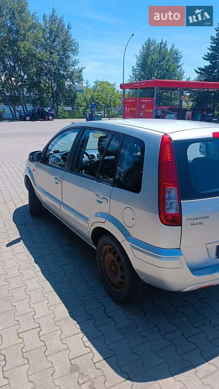 Хэтчбек Ford Fusion 2010 в Виннице