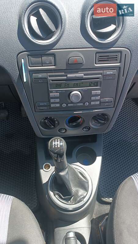 Хэтчбек Ford Fusion 2010 в Виннице