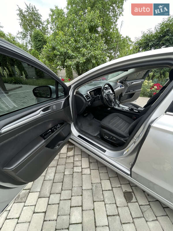 Седан Ford Fusion 2015 в Вінниці