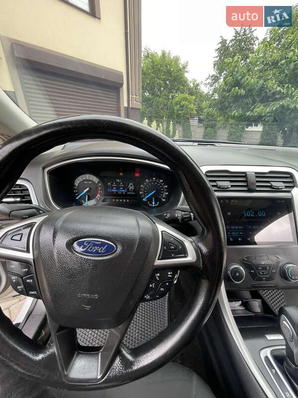 Седан Ford Fusion 2015 в Вінниці