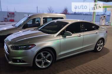 Седан Ford Fusion 2014 в Арбузинці