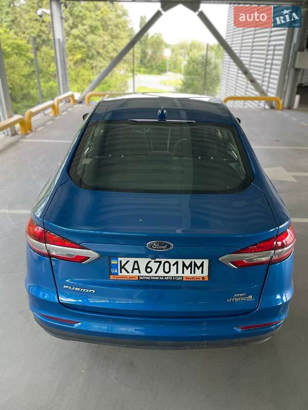 Седан Ford Fusion 2019 в Брусилові