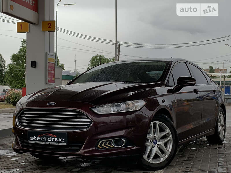 Седан Ford Fusion 2013 в Миколаєві