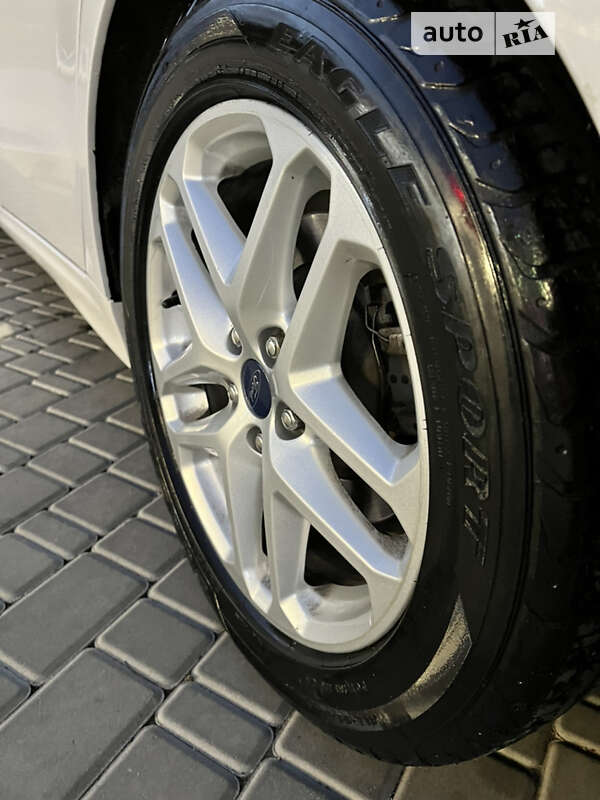 Седан Ford Fusion 2013 в Кропивницькому