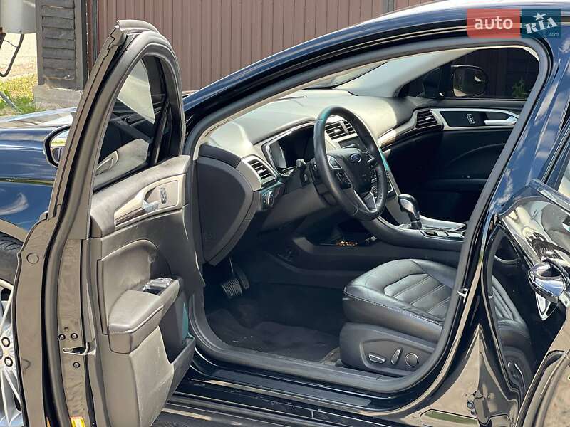 Седан Ford Fusion 2015 в Киеве