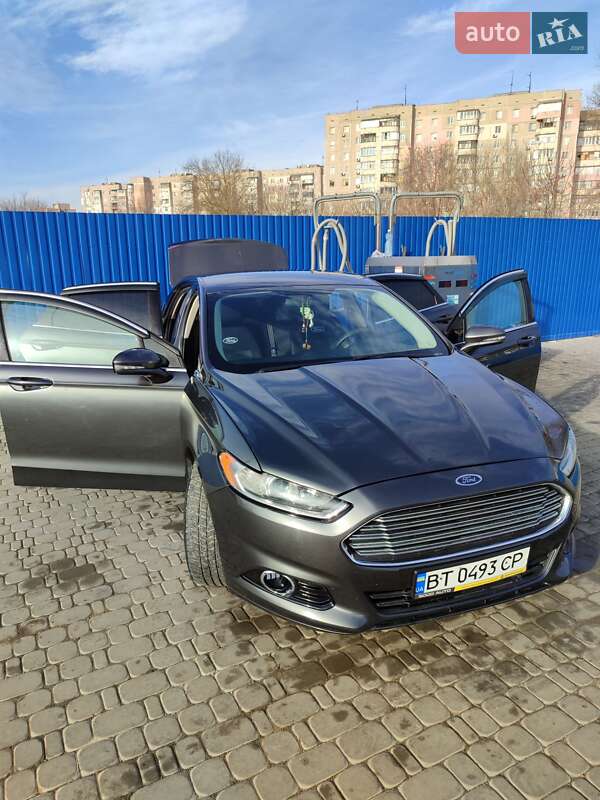 Седан Ford Fusion 2015 в Херсоне