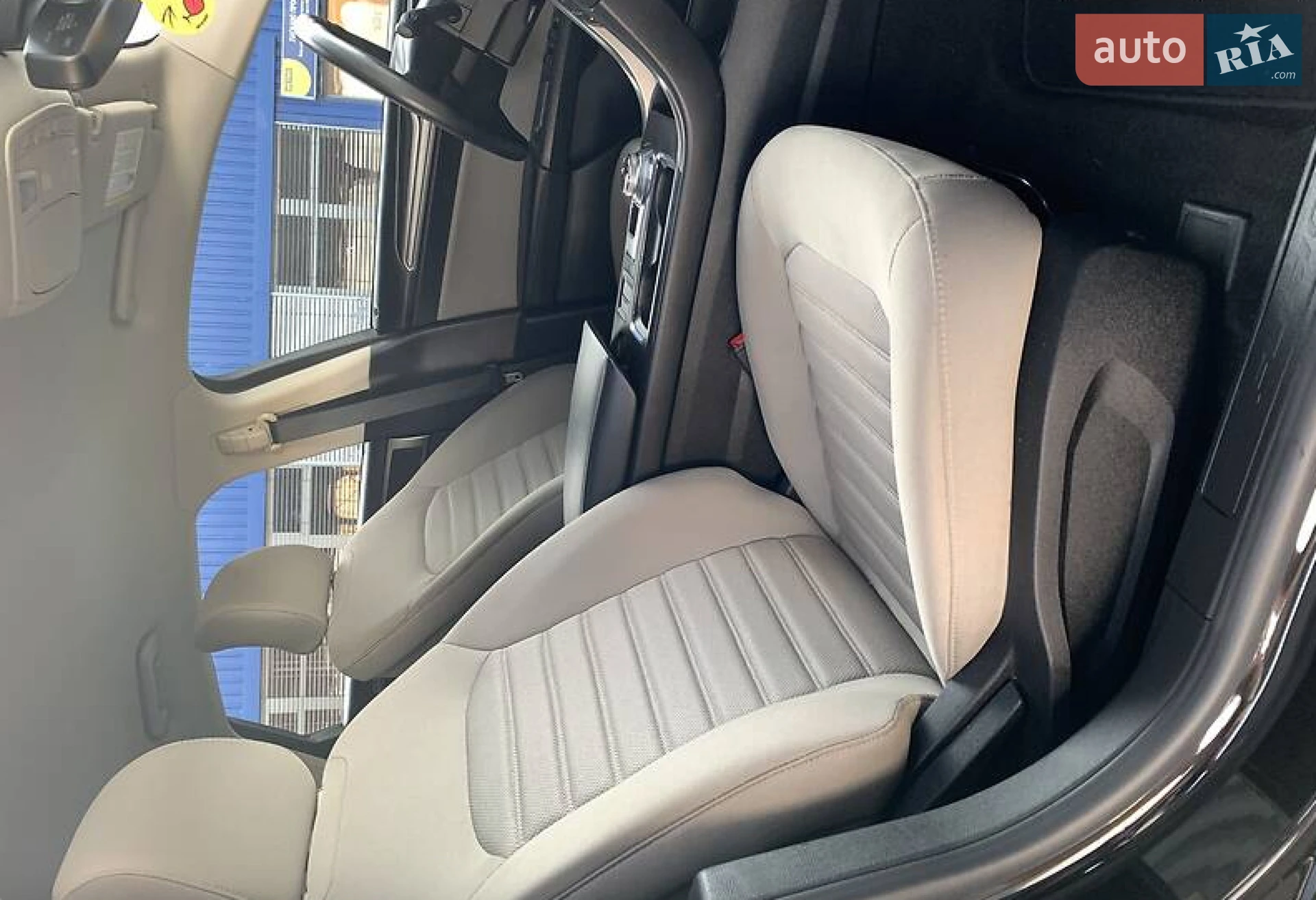 2019 Ford Fusion - мініатюра 36