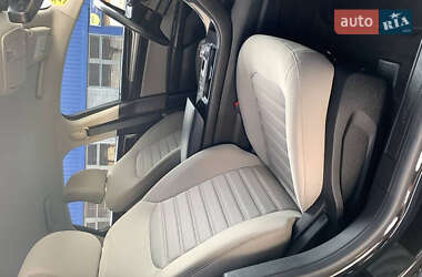 Седан Ford Fusion 2019 в 