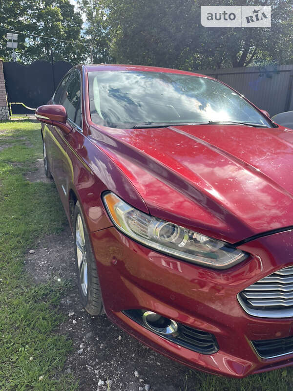 Седан Ford Fusion 2014 в Тернополе