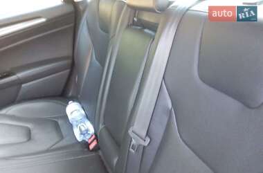 Седан Ford Fusion 2015 в Гребенке