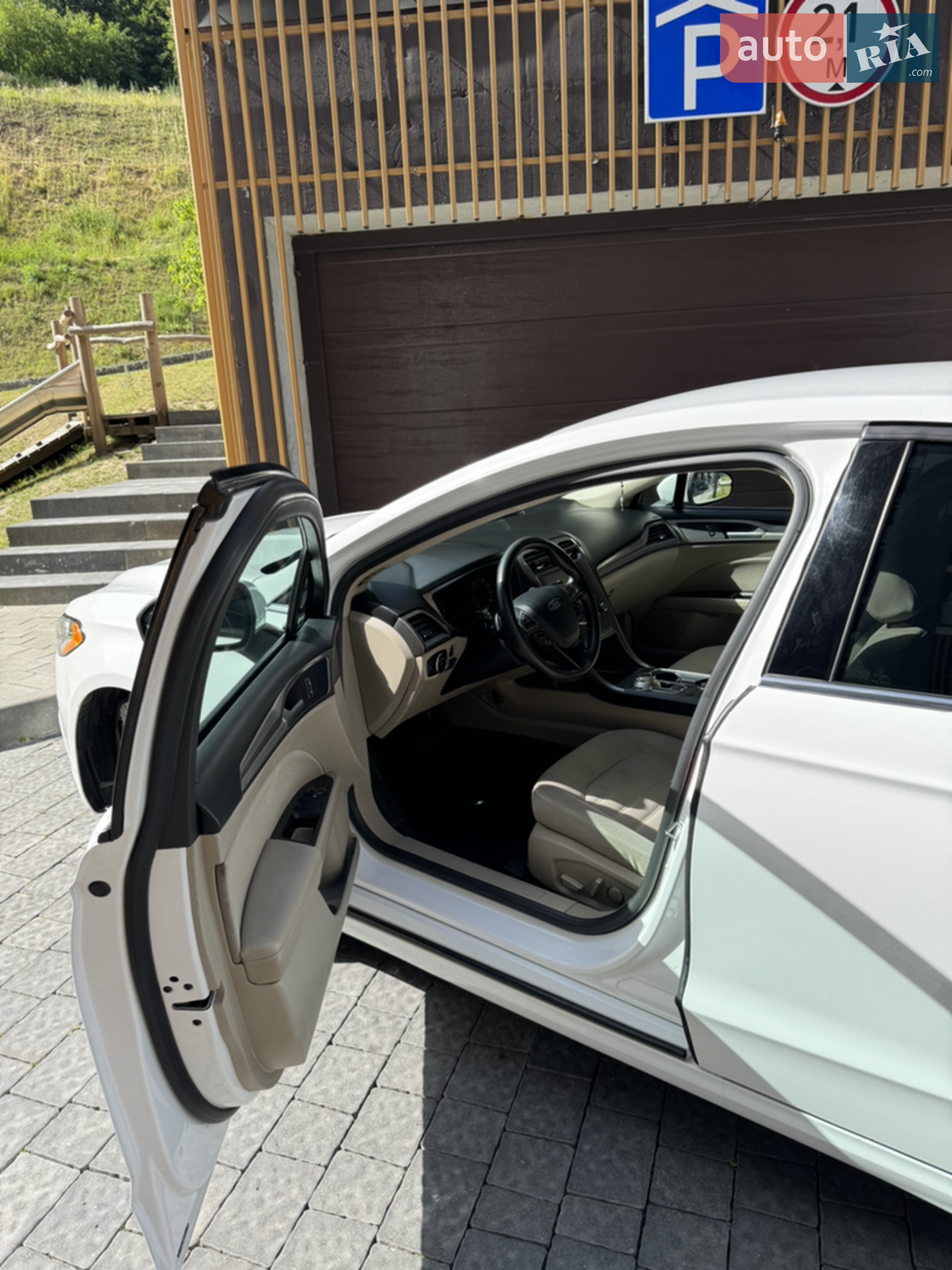 2016 Ford Fusion - мініатюра 19