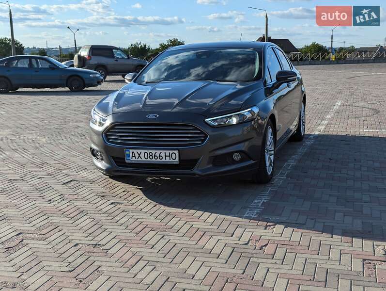 Седан Ford Fusion 2014 в Харькове фото 4 Седан Ford Fusion 2014 в Харькове
