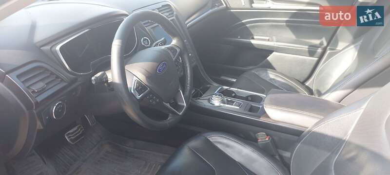 Седан Ford Fusion 2017 в Дніпрі