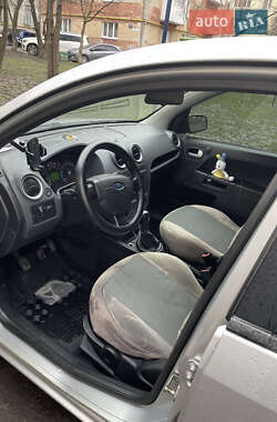 Хэтчбек Ford Fusion 2008 в Ивано-Франковске