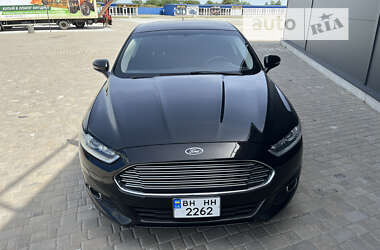 Седан Ford Fusion 2014 в Одесі