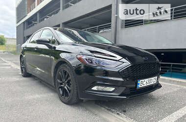 Седан Ford Fusion 2018 в Львові