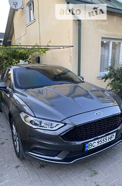 Седан Ford Fusion 2017 в 