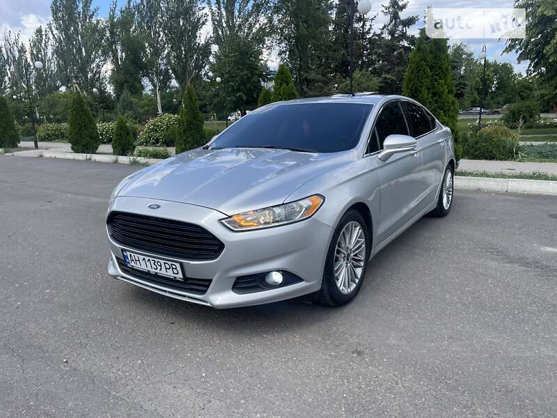 Седан Ford Fusion 2015 в Покровске